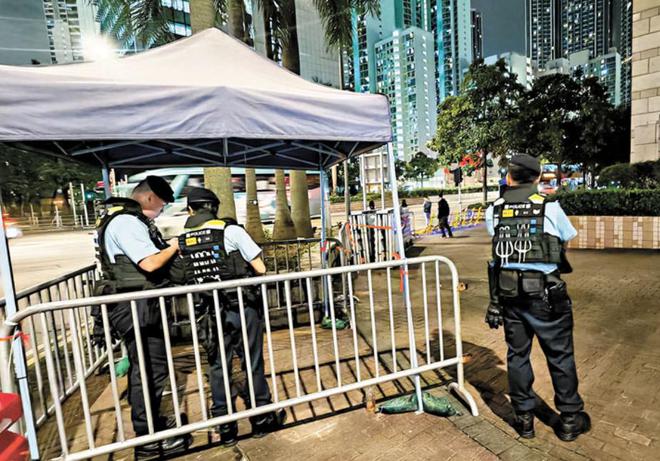 被判56个月！香港“35+颠覆”45名反中乱港分子刑伏法！凯发体育赞助这些乱港头目终于判刑！戴耀廷被判10年黄之锋(图1)