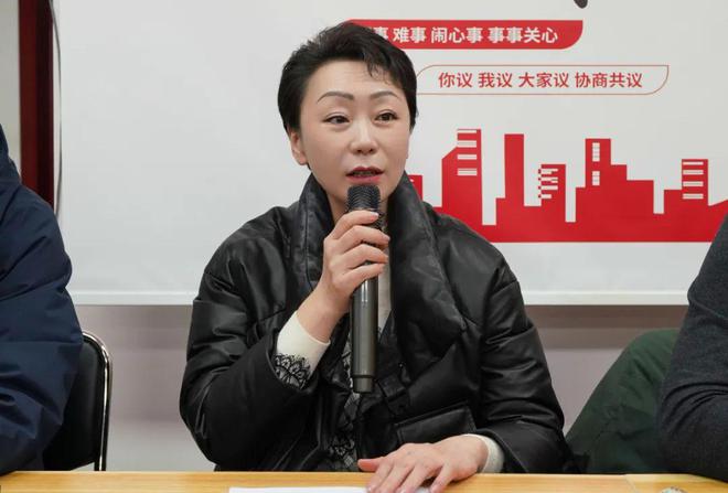 ”！龙腾苑二区居民幸福感“原地升级”凯发k8网站提升“硬件”打磨“细节(图5)