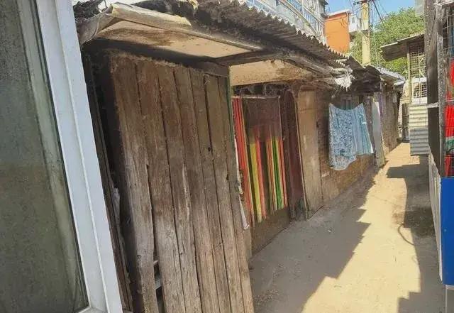 乱建居民想提升小区环境的愿望实现了凯发k8入口拆除700平方米私搭(图3)